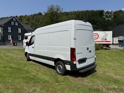 Mercedes-Benz Sprinter III 214 L2H2