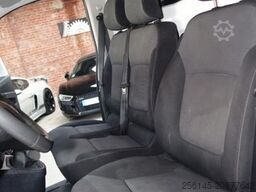 RENAULT Trafic Kasten L1H1 Tüv Neu 1Hand Klima Tempomat