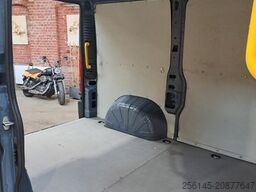 PEUGEOT Boxer Kasten L1 H1 Klima Kamera Tempo Tüv E6