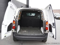 Peugeot Partner 1.2 110PK BENZINE ! - Airco - Cruise - ...