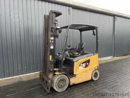 Caterpillar EP25CN