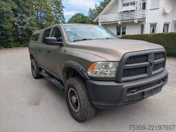 DODGE RAM 2500-Grün foliert-original Weiß - unfallfrei