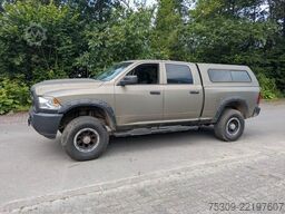 DODGE RAM 2500-Grün foliert-original Weiß - unfallfrei
