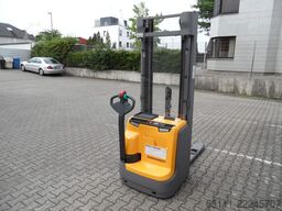 Jungheinrich EJC 214 - 5,35 m Triplex - 265 Stunden