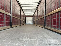 Schmitz Cargobull Semitrailer Curtainsider Standard Hayon
