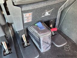 CITROEN 2 x SpaceTourer Spacetourer Plus M 9 Sitzer
