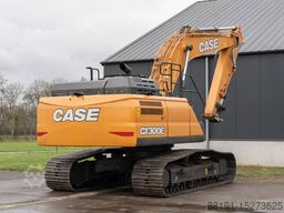 CASE CX 300E