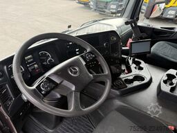 Mercedes-Benz Arocs 3243 8x4 Schwarzmüller / Swiss-Vehicle