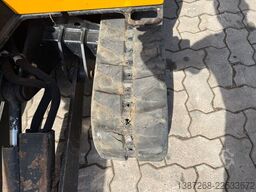 JCB 15C-1 / 982 H /  3 x Löffel / Kabine