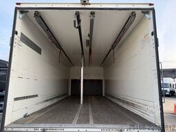 MERCEDES-BENZ ACTROS 1830 L Koffer 7 m LBW 2.000 kg*LASI VDI