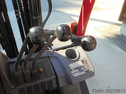 Mitsubishi FD25N Triplex + SS