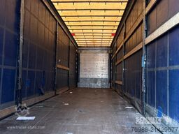 Schmitz Cargobull Curtainsider Mega