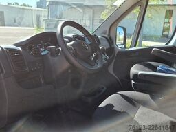 Opel Movano Mobility Airline Boden Rolli