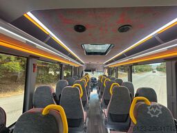 MERCEDES-BENZ 30 Sitzer Schul- Transferbus 519 Lagerfahrzeug