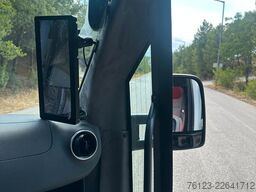 MERCEDES-BENZ 30 Sitzer Schul- Transferbus 519 Lagerfahrzeug