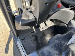 Linde E15-02