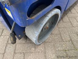 Haulotte Compact 14 Hoogwerker Schaarhoogwerker