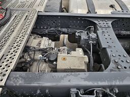 MERCEDES-BENZ ACTROS 1851 LS BIG SPACE,2Xtank,Standklima,oil ...