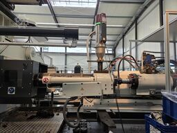FERROMATIK MILACRON Maxima MM650-3470