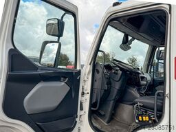 RENAULT D 18 * ABROLLKIPPER + HMF 1220 K-R * TOP!
