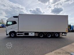 Volvo FH 16.750 XL 8x4*4 - Carrier Supra 1150 MT - Bi...