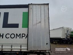 Schmitz Cargobull Curtainsider Standard Staplerhalterung Getränke