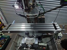 BRIDGEPORT 2HP Milling Machine
