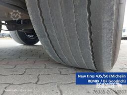 Schmitz Cargobull Curtainsider Mega