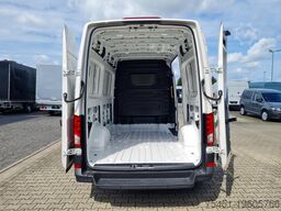 VW Crafter Kasten MR L3H3 KLIMA KOMFORT PDC TEMPOMAT