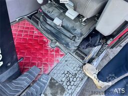 Volvo EW160E wheeled excavator with rototilt and two buc