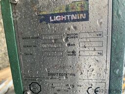  S16421