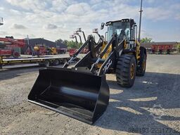 JCB 437 HT SHL