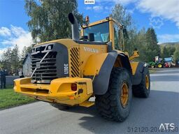 Volvo L110E Wheel Loader w/ Bucket
