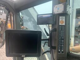 Atlas Copco T40-11 Smart ROC with drilling rims and