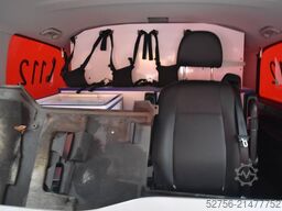 Mercedes-Benz Vito 4x4 Notarzt Einsatzfahrzeug NEF