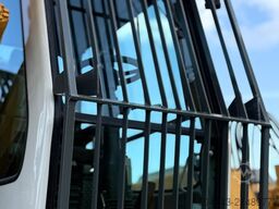 Liebherr A924B
