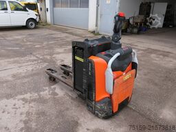 toyota Levio LPE 200