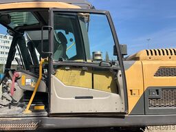 Volvo EC220DL