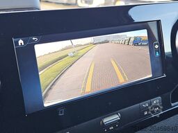 MERCEDES-BENZ SPRINTER 317 L2H2 RWD Mbux10