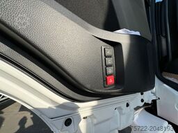 MAN TGX 33.520 6x6 BL Pritsche Kran Fassi F235A.2.24