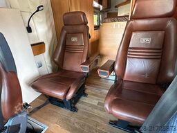 SCANIA Pferdetransporter