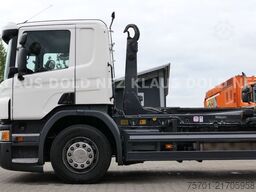SCANIA P370 Abrollkipper Meiller Lift-/Lenkachse Kamera
