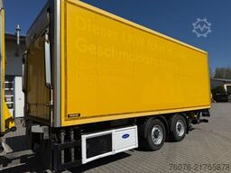 MERCEDES-BENZ 2540 LL 6x2/4 Kühlkoffer 8.2m LBW 2,5t  Carrier