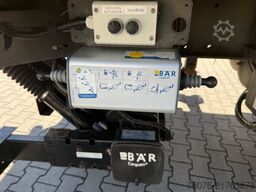 MERCEDES-BENZ 2540 LL 6x2/4 Kühlkoffer 8.2m LBW 2,5t  Carrier