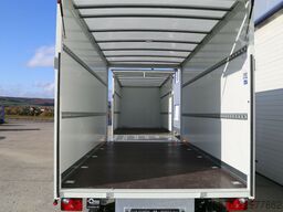 IVECO Daily  Durchladezug mit Anhänger Kofferaufbau
