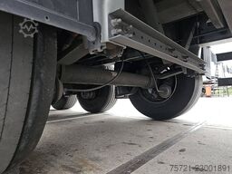 SCHMITZ SCB*S3T MOT 7/27 | 3 AXLES | SLIDING ROOF
