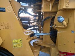 CAT 980 (Abu Dhabi)