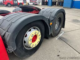 Volvo FH 13.500 Globetrotter / 6x2/4 / 2x Tank