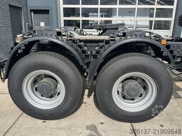 Mercedes-Benz Arocs 4058 AS 6x6 Tractor Head 180T Push Pull E...