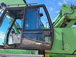 Sennebogen 850R with hydraulic rotating grapple